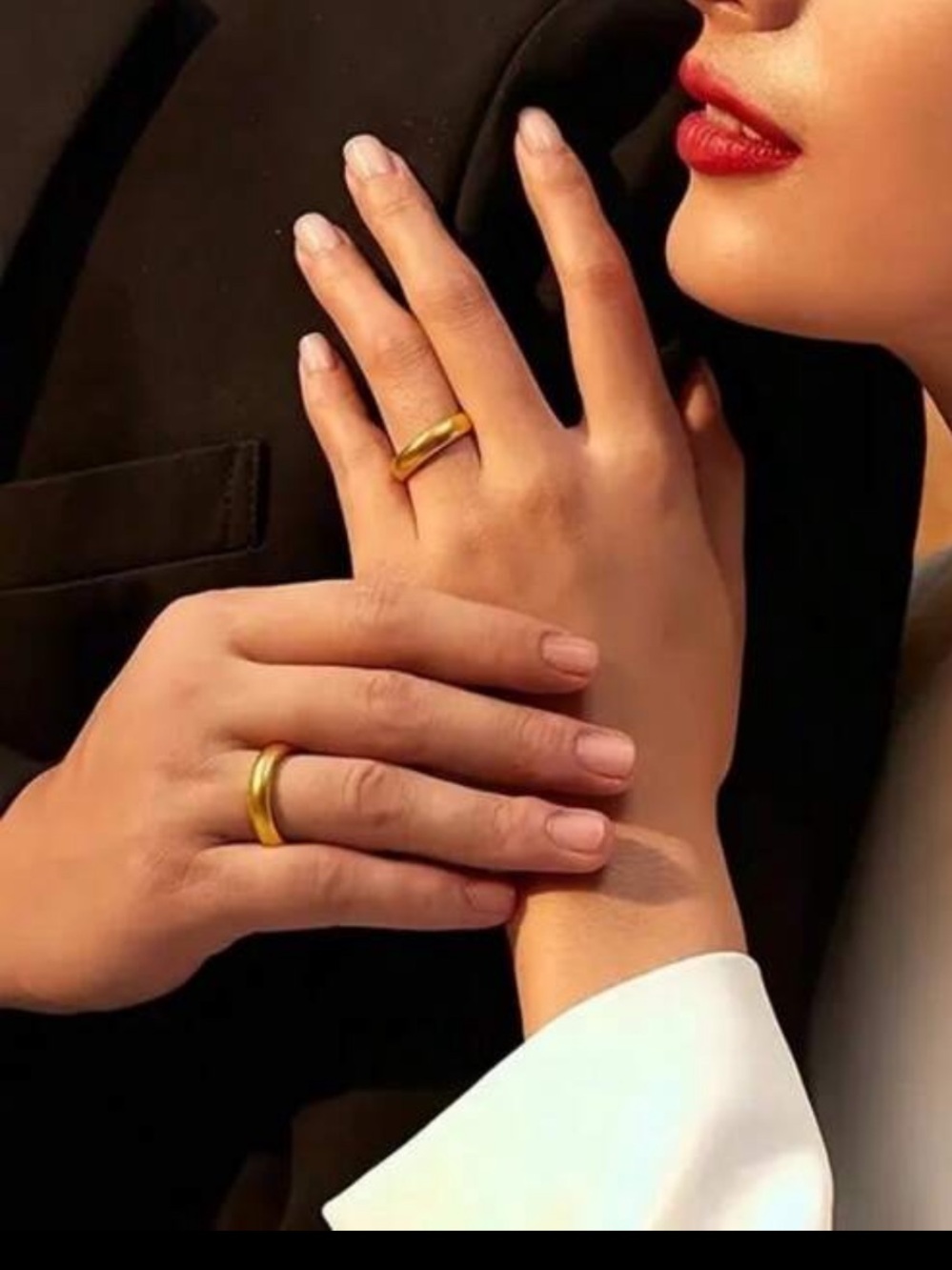 Elegant Gold Wedding Band - Classic Women’s Ring